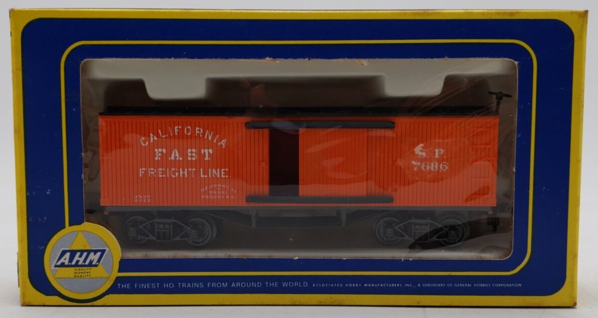 AHM 6242 HO California Fast Freight Line Box Car #7686