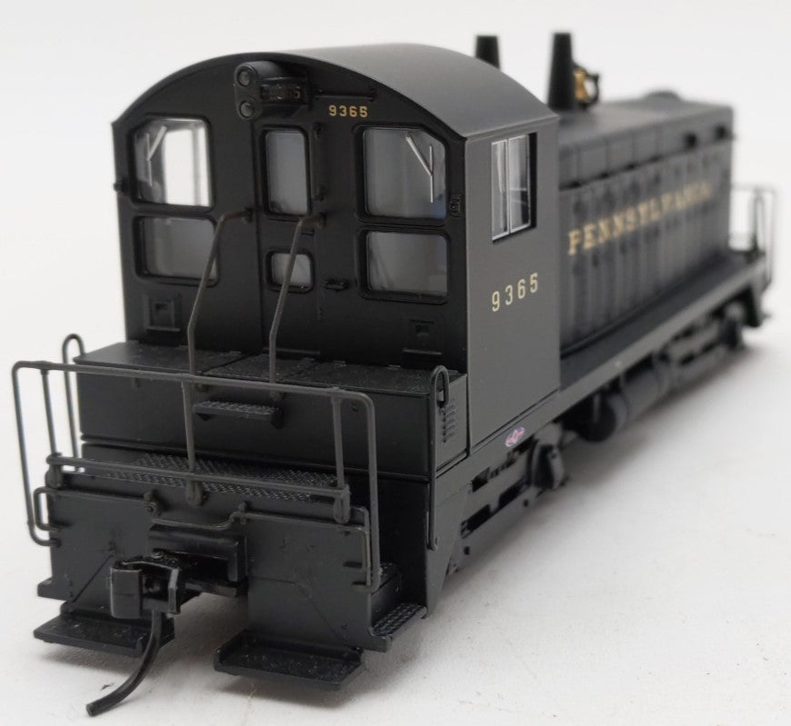 Broadway Limited 6750 HO Pennsylvania EMD SW7 Diesel Locomotive #9365 w/Paragon4