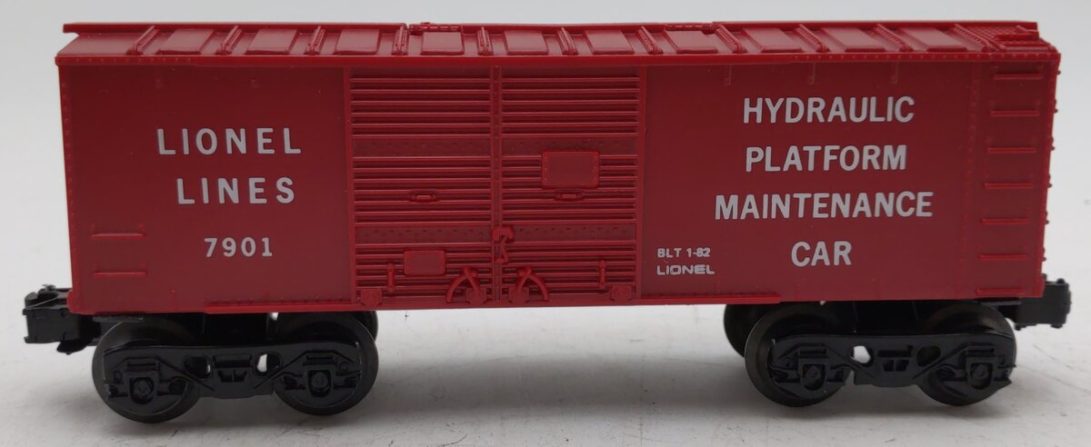 Lionel 6-7901 O Gauge Operating Cop & Hobo Car