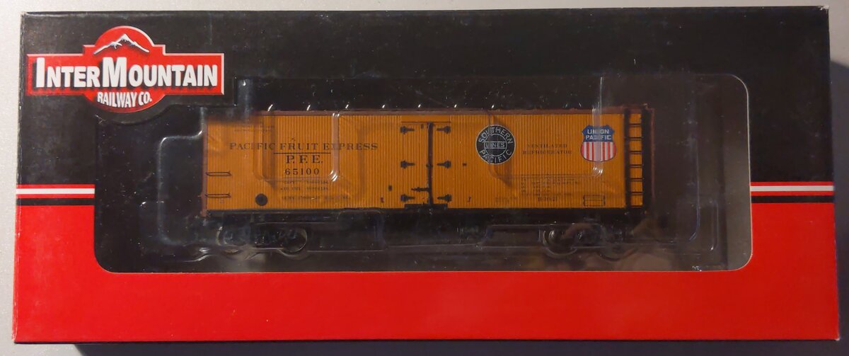 InterMountain 47416-04 HO Scale PFE R-30-21 Refrigerator Car #65100 LN/Box