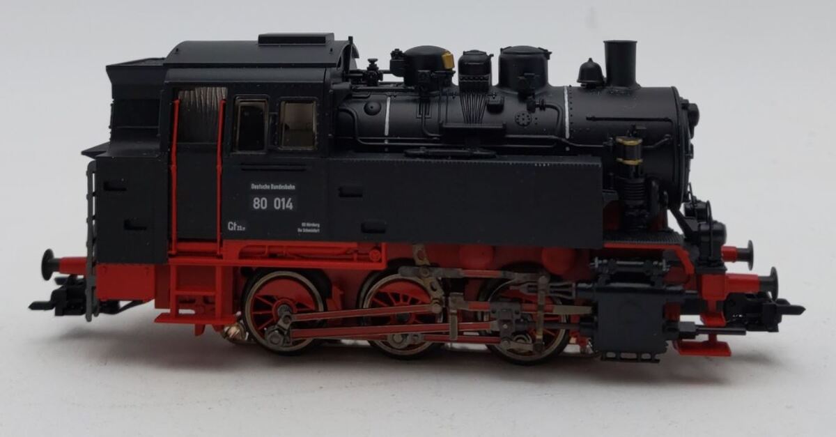 Marklin 37068 HO German Federal Railroad Class 80 Steam Locomotive #80 014