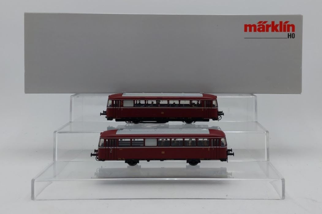 Marklin 39978 HO German Federal Railroad Class VT 98.9 Powered Rail Car