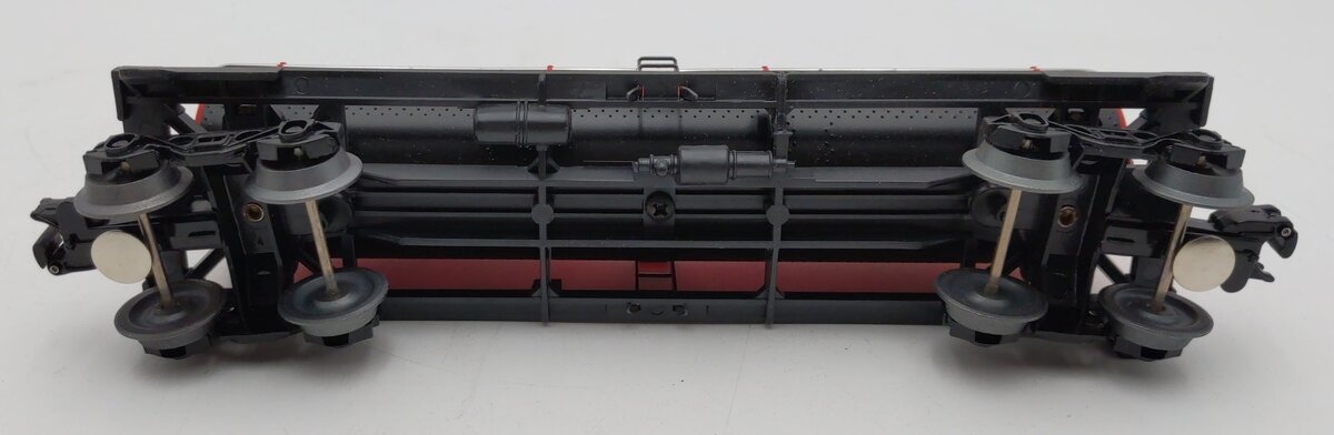 Lionel 6-9353 O Gauge Crystal Line Triple Dome Tank Car #9353 LN/Box
