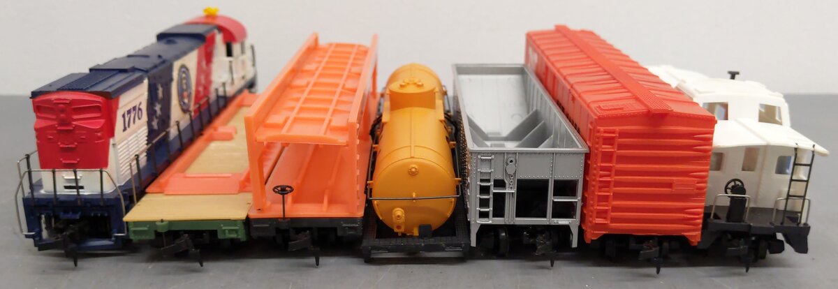 Tyco 7330 HO Spirit of '76 Set F-17-4 Electric Train Set EX/Box
