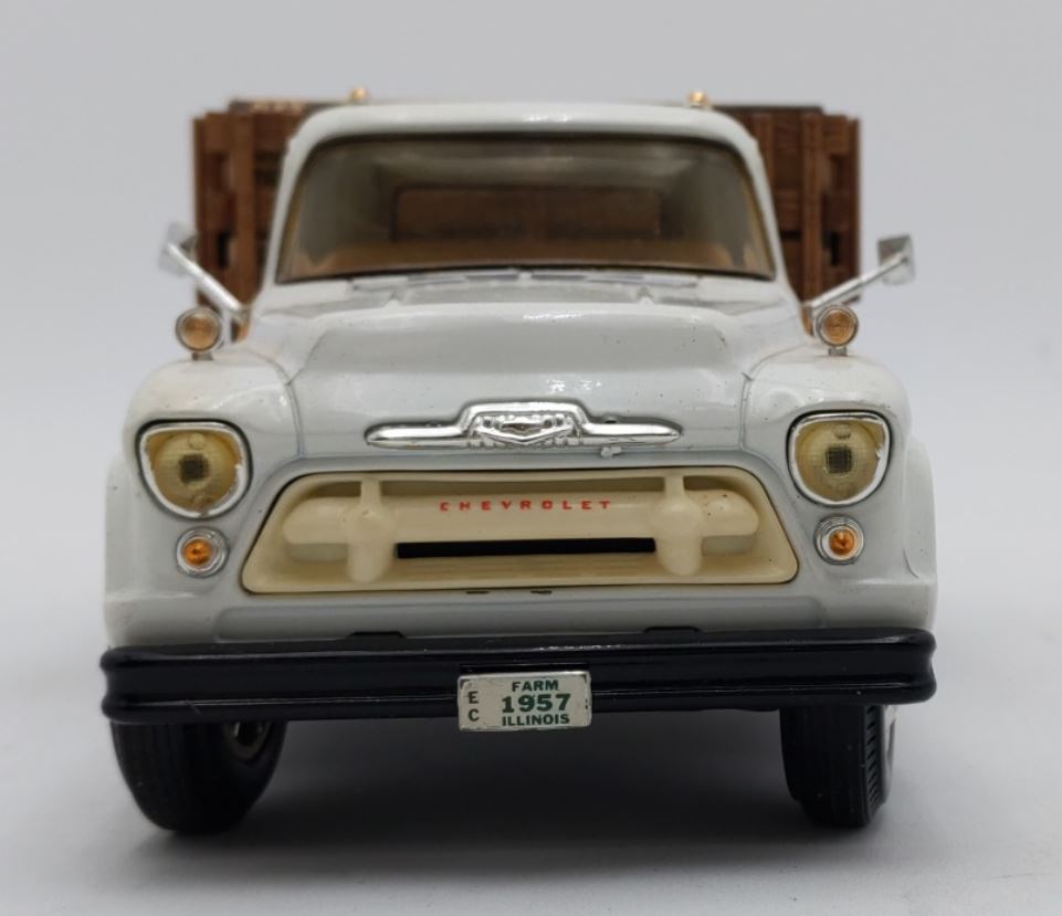 Ertl 2013 1:25 Scale Cat 1957 Chevy Stake Truck LN