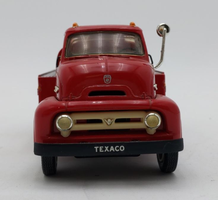 First Gear 1:34 Scale Texaco 1953 Ford C-600 with Tanker Body