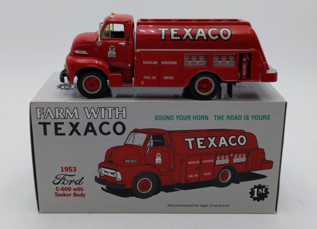 First Gear 1:34 Scale Texaco 1953 Ford C-600 with Tanker Body