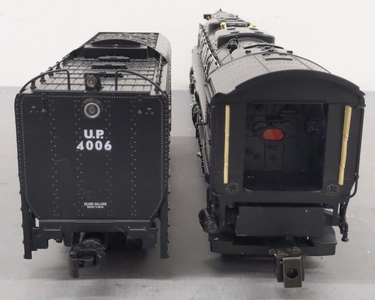 Lionel 6-28029 O UP Big Boy 4-8-8-4 Articulated Steam Engine & Tender #4006 EX/Box
