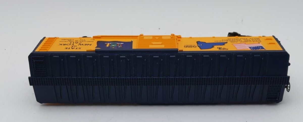 Lionel 6-7611 O Gauge State of New York Boxcar #7611 EX