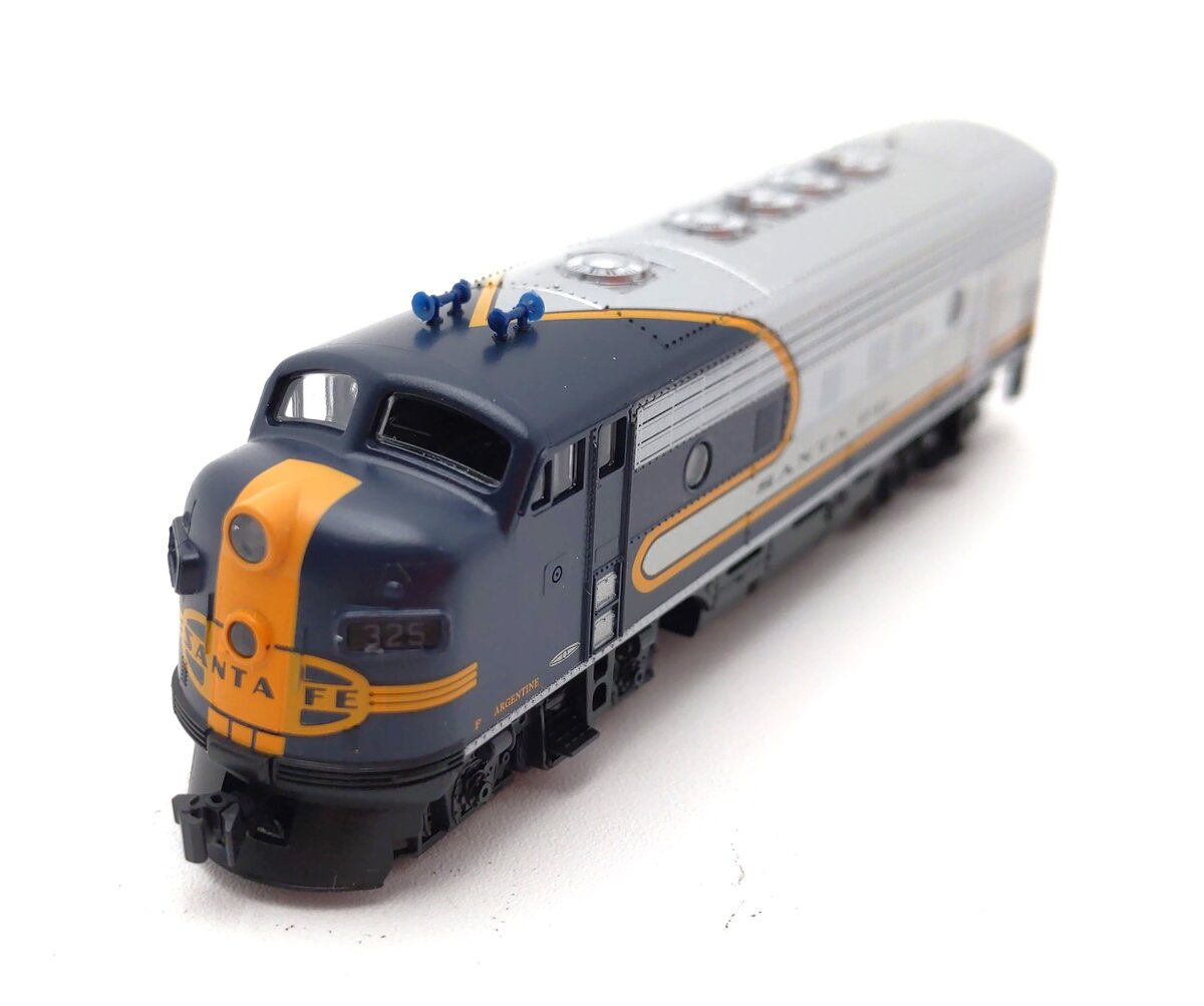 Kato 176-2126 N Santa Fe EMD F7A Blue Bonnet #325