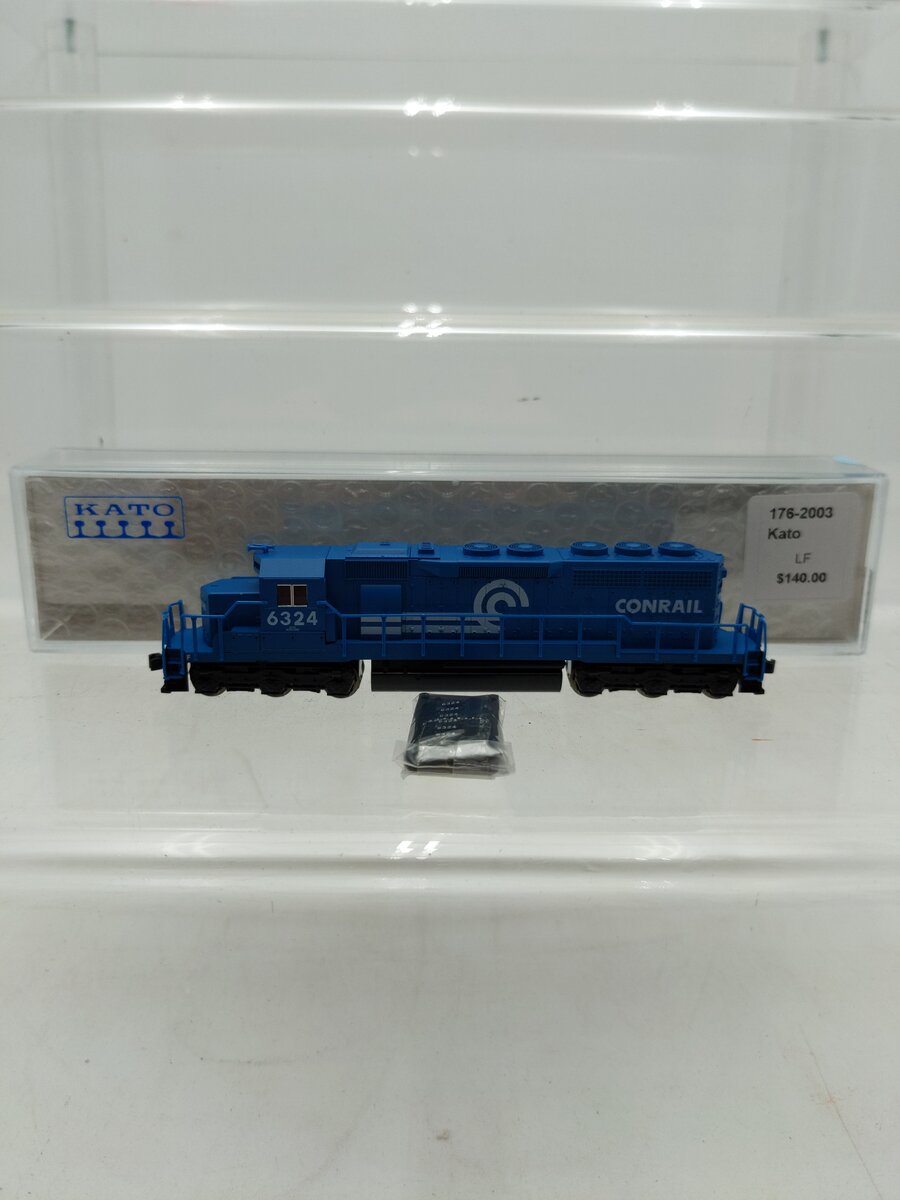 Kato 176-2003 Conrail SD40 Powered Diesel Locomotive #6324