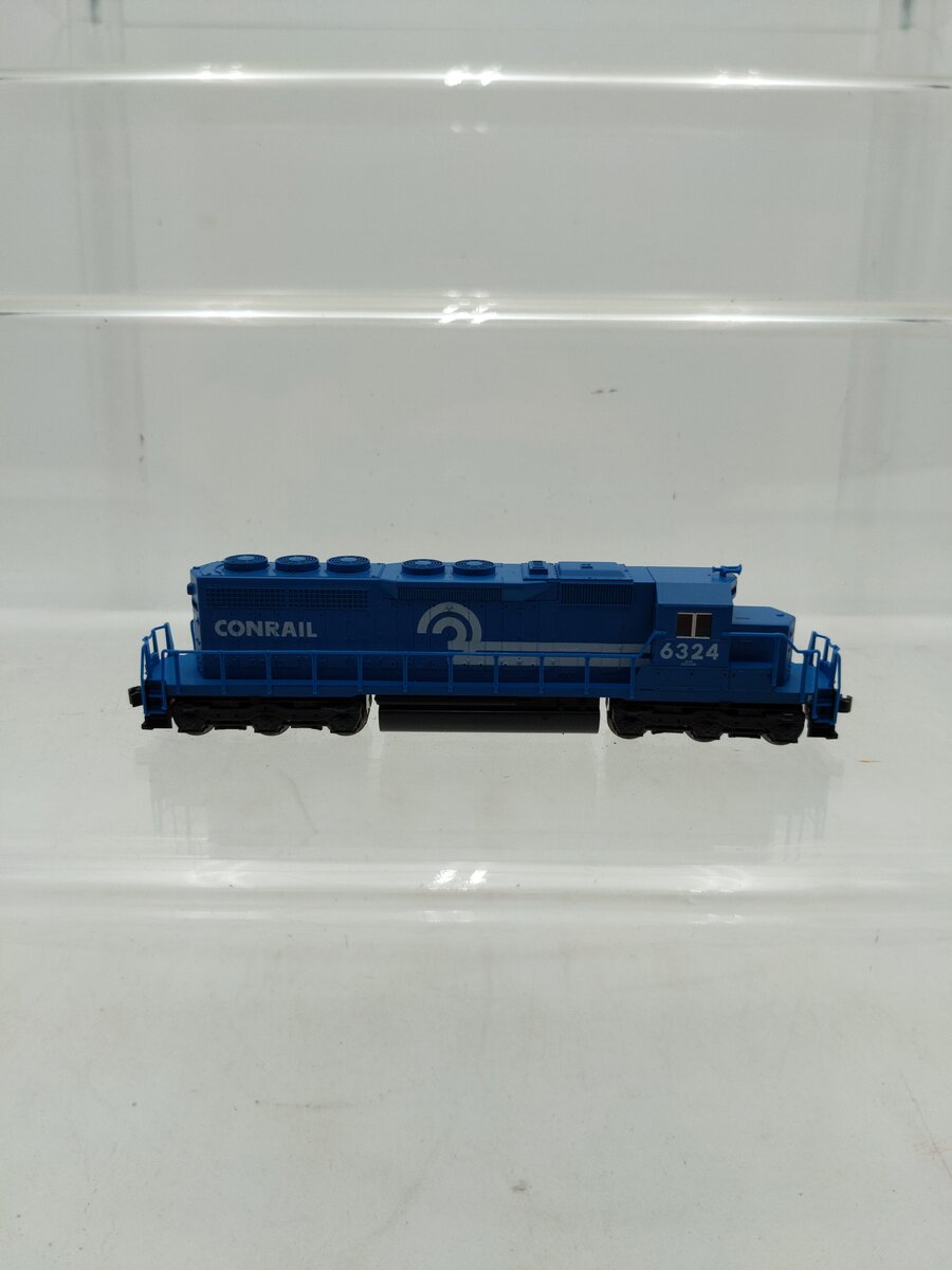 Kato 176-2003 Conrail SD40 Powered Diesel Locomotive #6324