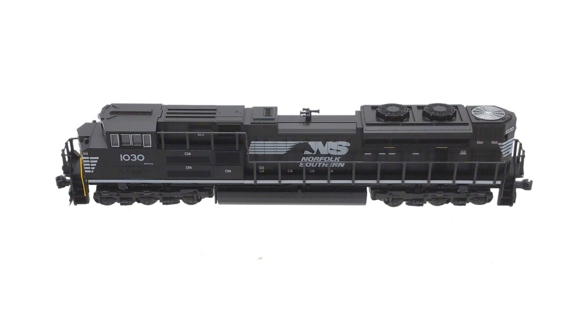 Kato 176-8514 N Norfolk Southern EMD SD70ACe Diesel Locomotive #1030