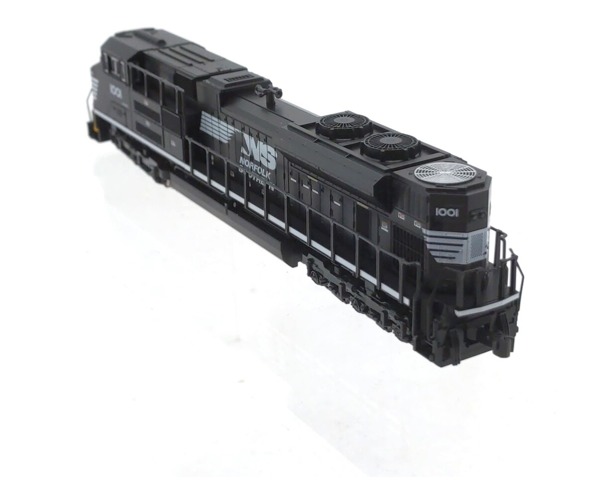 Kato 176-8513 N Norfolk Southern EMD SD70ACe Diesel Locomotive #1001