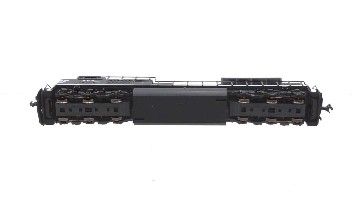 Kato 176-8513 N Norfolk Southern EMD SD70ACe Diesel Locomotive #1001
