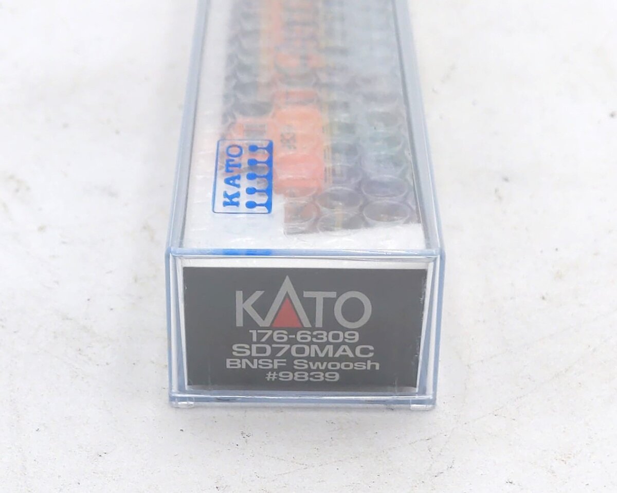 Kato 176-6309 N Scale BNSF 'Swoosh' SD70MAC Diesel Locomotive #9839 LN/Box