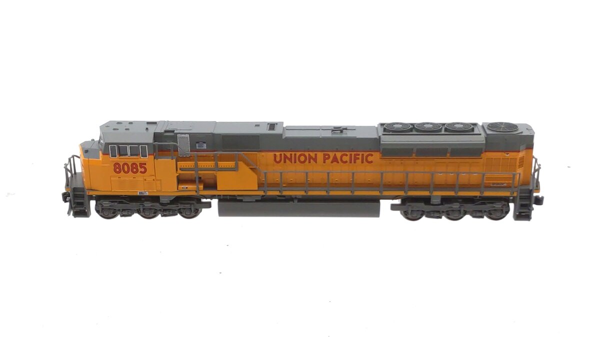 Kato 176-5615 N Scale Union Pacific SD90/43MAC Diesel Locomotive #8085
