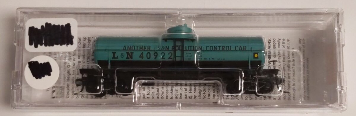 Micro-Trains 06500296 N Louisville and Nashville 39' Single Dome Tank Car #40922