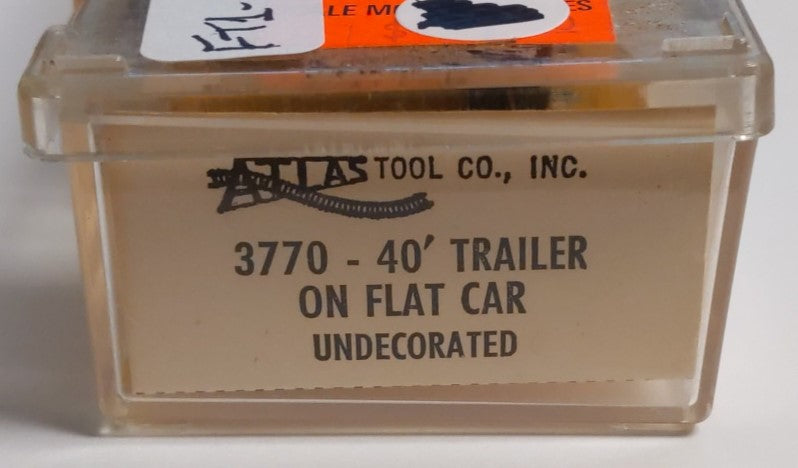 Atlas 3770 N Scale Undecorated 50' Flatcar w/40' Trailer