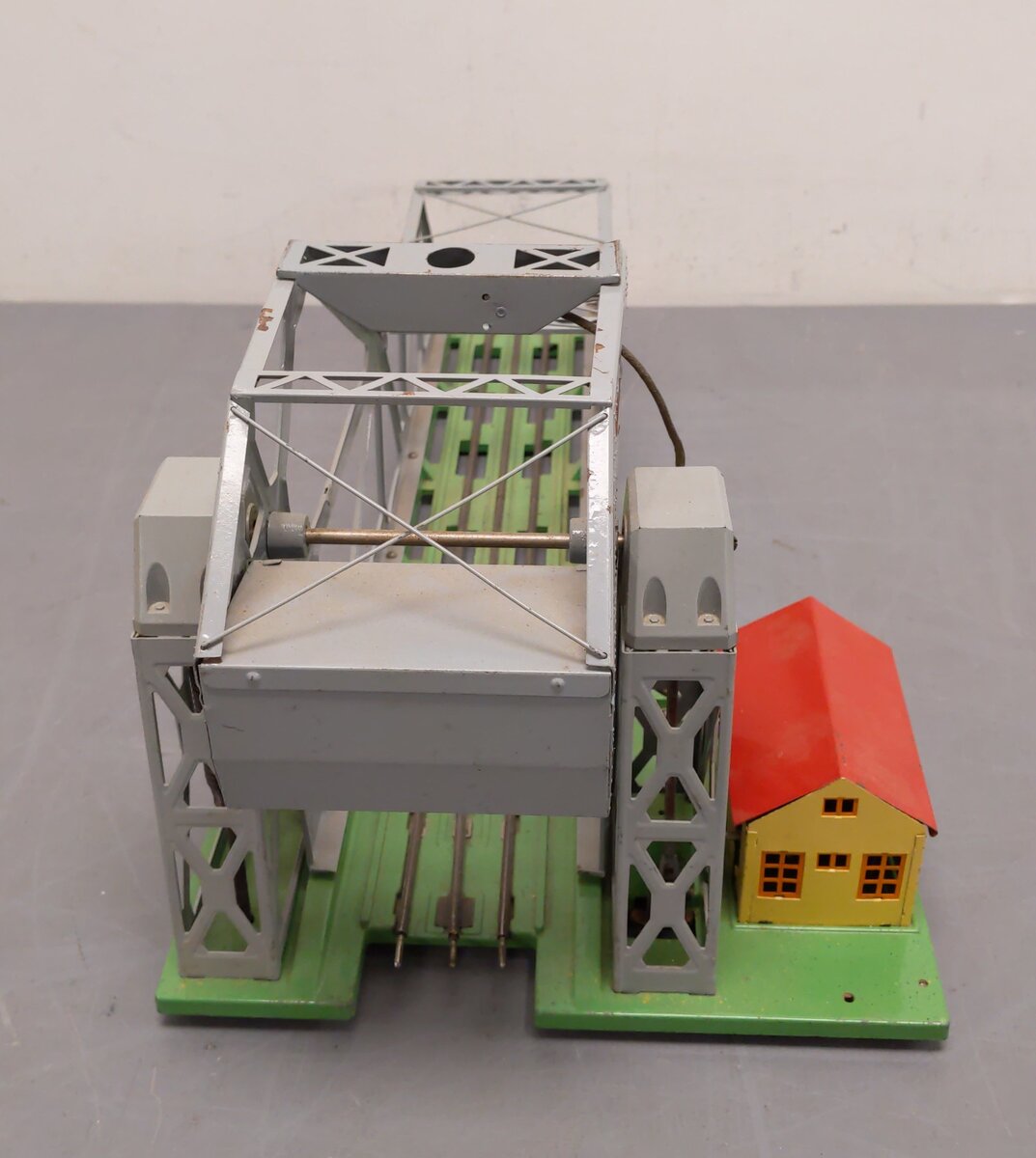 Lionel 313 Vintage O Gray Operating Bascule Bridge VG