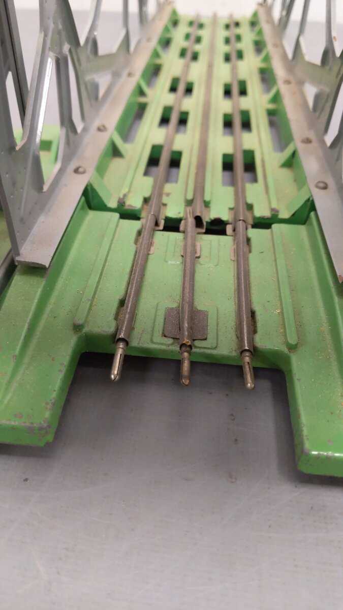 Lionel 313 Vintage O Gray Operating Bascule Bridge VG