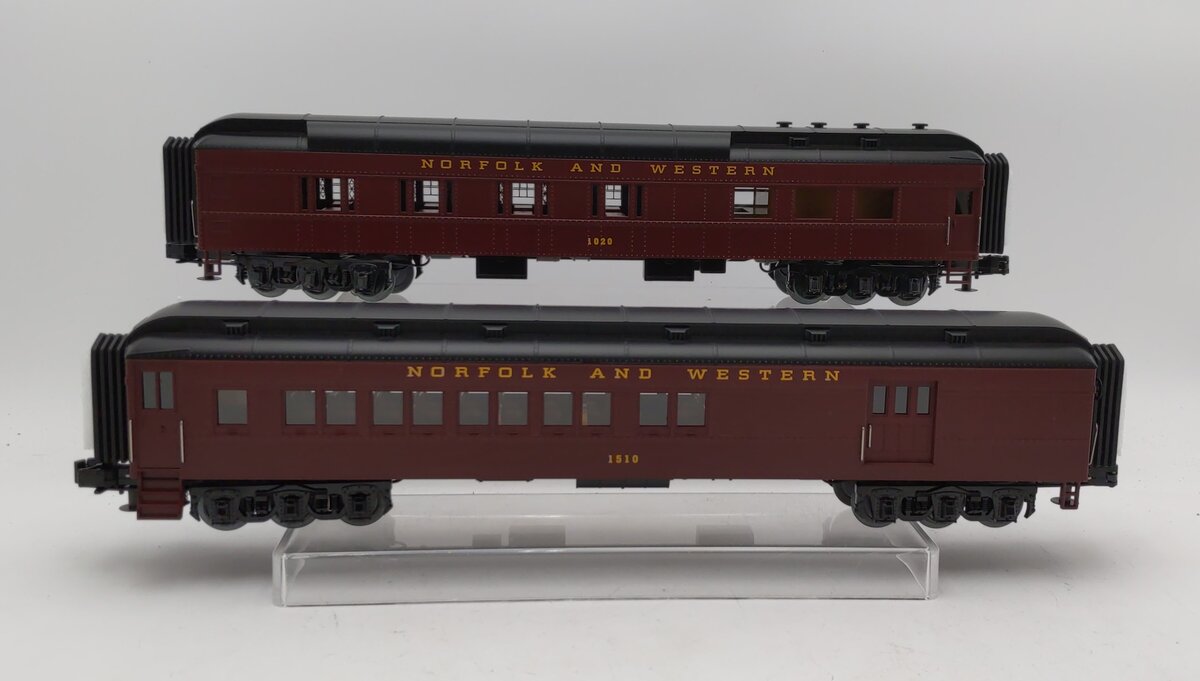MTH 30-69222 O Norfolk & Western 60' Madison Combine/Diner Set (Set of 2)