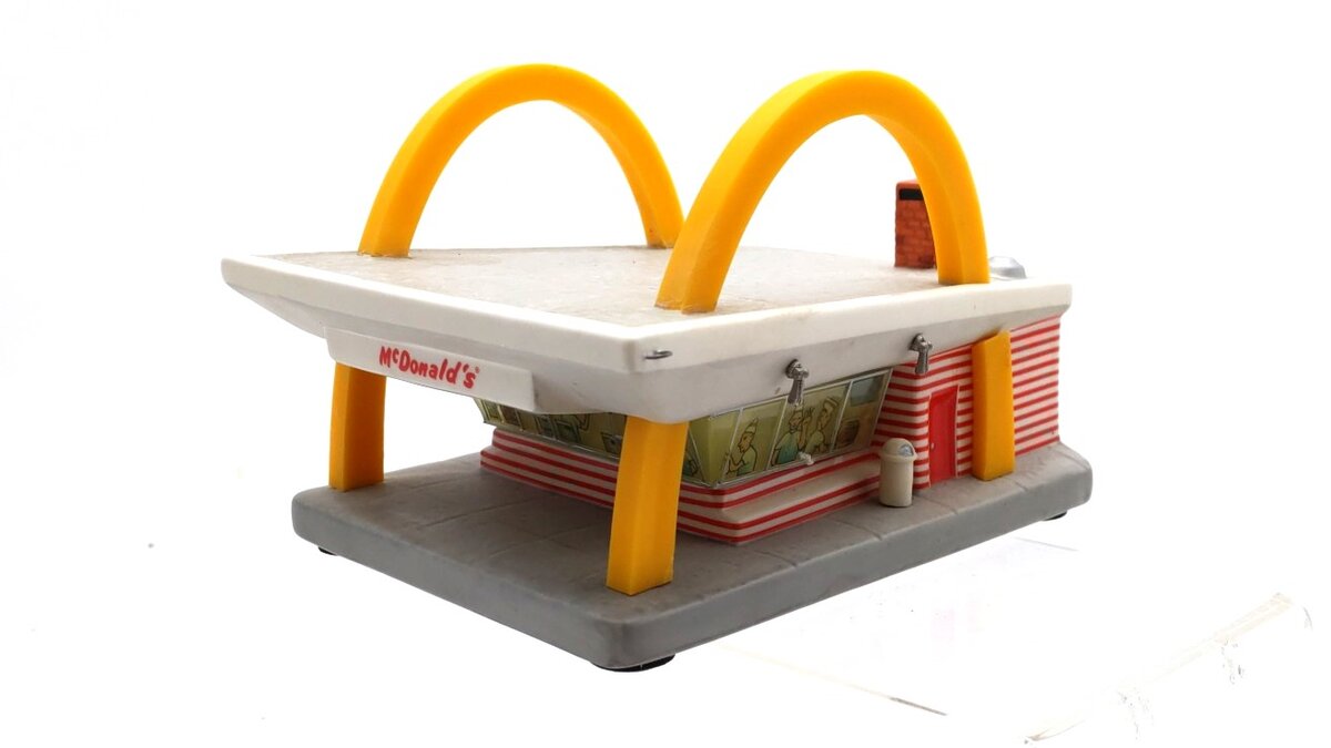 Hawthorne Village 31901 McDonald's Classic Ceramic Restaurant EX/Box