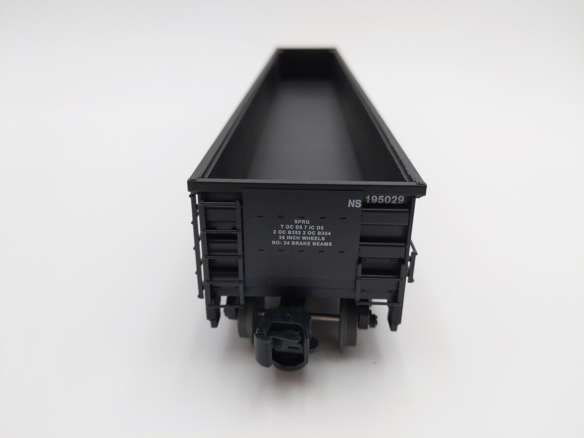 Lionel 6-84588 O Norfolk Southern 65' Mill Gondola #195029