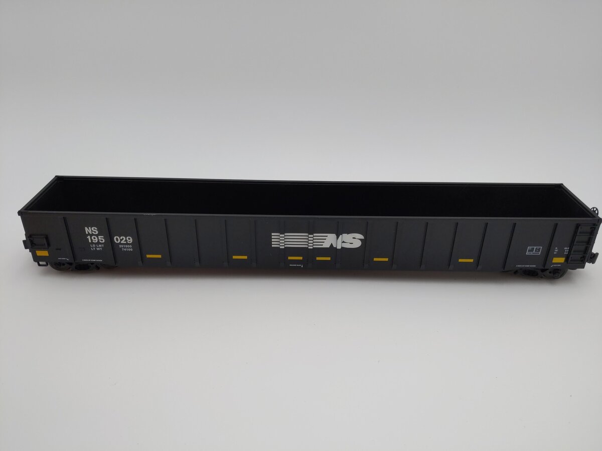 Lionel 6-84588 O Norfolk Southern 65' Mill Gondola #195029