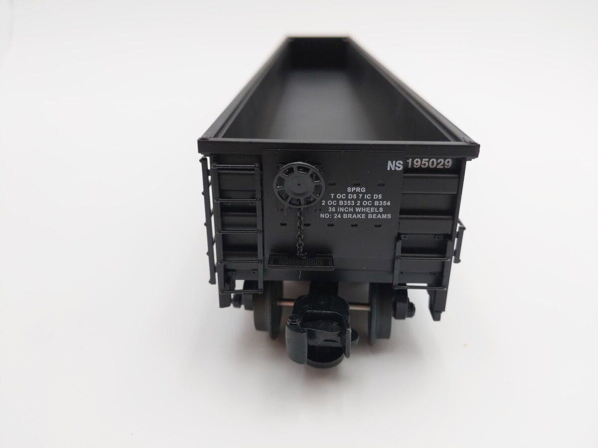 Lionel 6-84588 O Norfolk Southern 65' Mill Gondola #195029