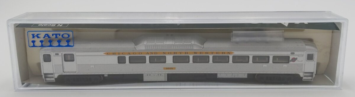 Kato 106-3010 N Scale C&NW Budd RDC-1 #9933 & RDC2 #9935 Set
