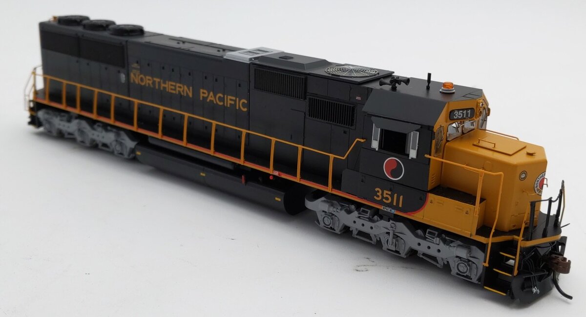 Athearn 86958 HO Northern Pacific SD50 Diesel Locomotive #3511 w/ DCC & Sound