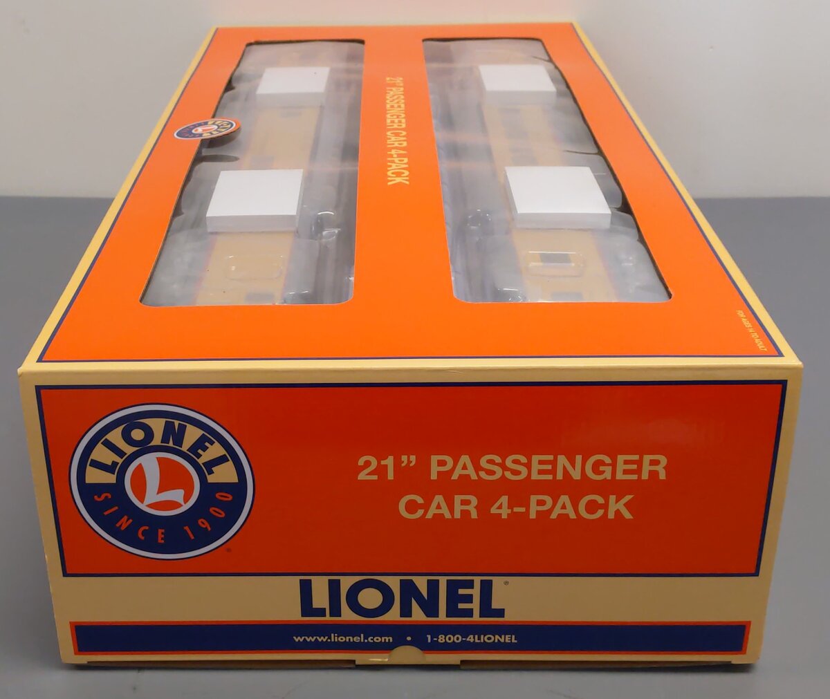 Lionel 2327270 O Union Pacific Excursion 21" Passenger Car (Set of 4)