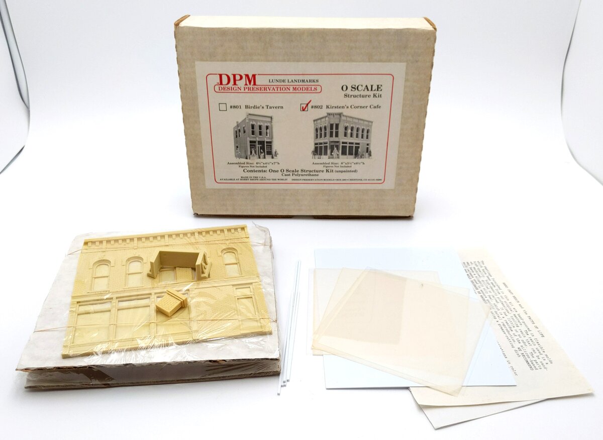 DPM 802 O Scale Kirsten's Corner Café Kit