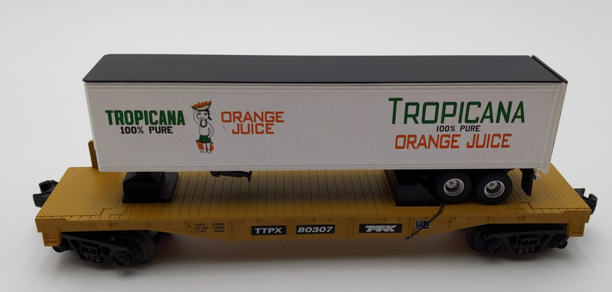 MTH 30-76267 O Gauge TTX Flatcar with Trailer