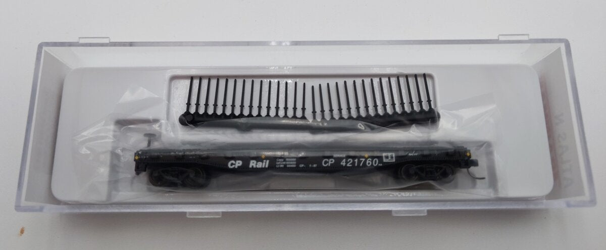 Atlas 50005561 N Scale CP Rail Trainman Flatcar with Stakes #421760