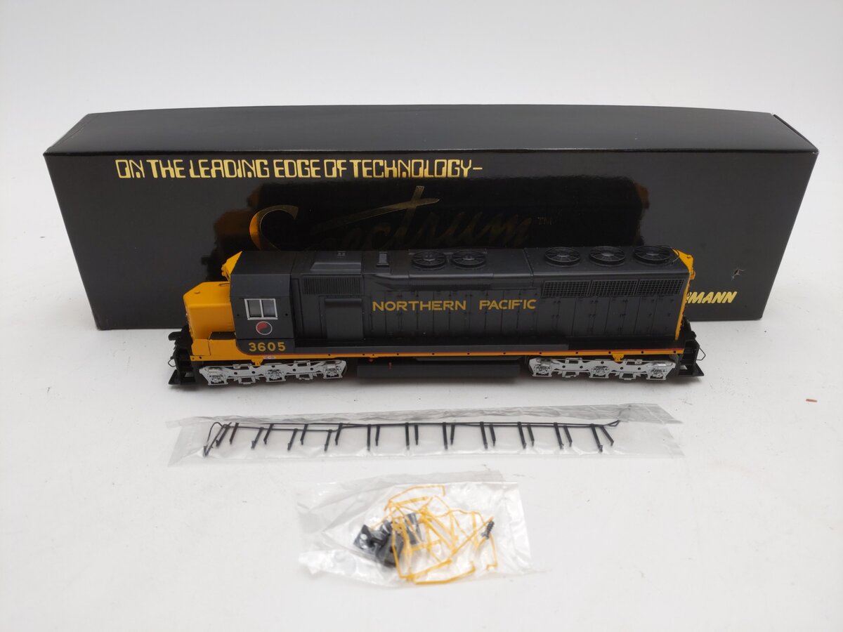 Bachmann 11615 HO Northern Pacific SD45 Diesel Locomotive #3605