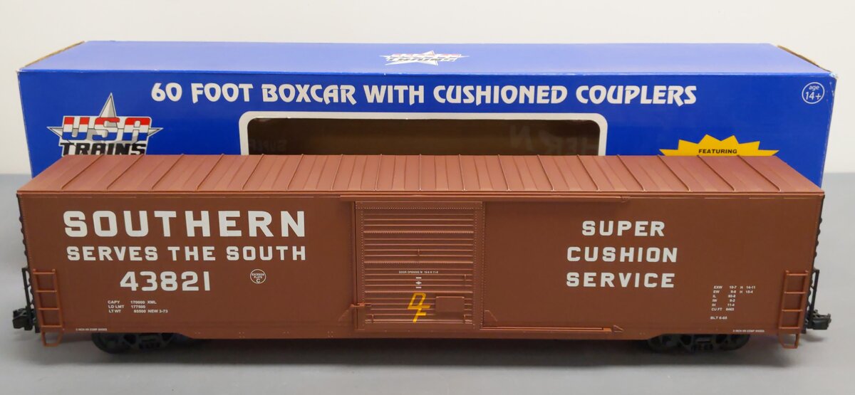 USA Trains R19420A G Southern 60' Steel Single-Door Boxcar w/Cushioned Coupler