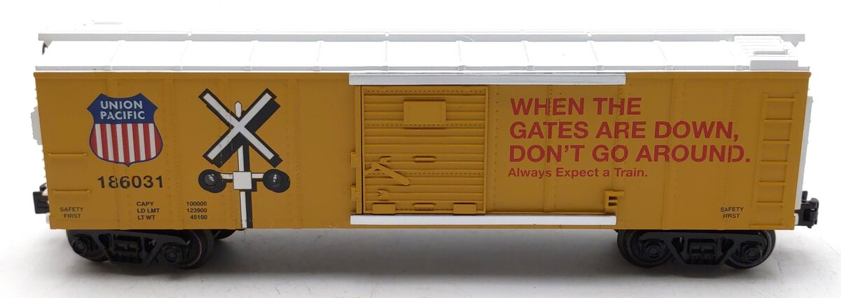 MTH 30-71118 O Union Pacific Boxcar with Blinking LED #186031