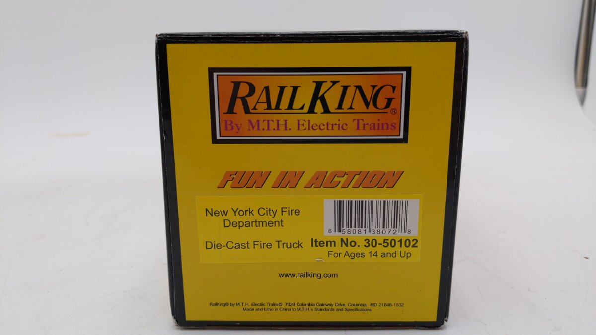 MTH 30-50102 O NYC Fire Department Fire Truck - Die-Cast