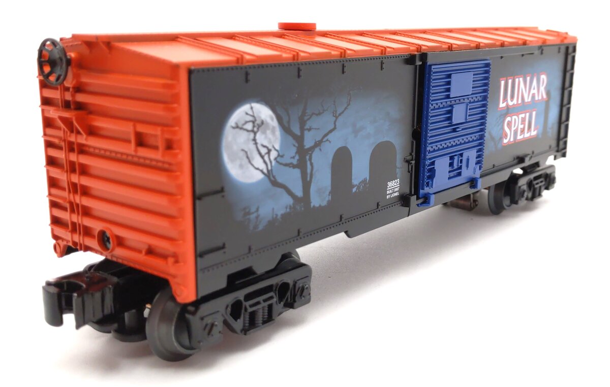 Lionel 6-36823 O Gauge Halloween Spooky Smoke Boxcar LN/Box
