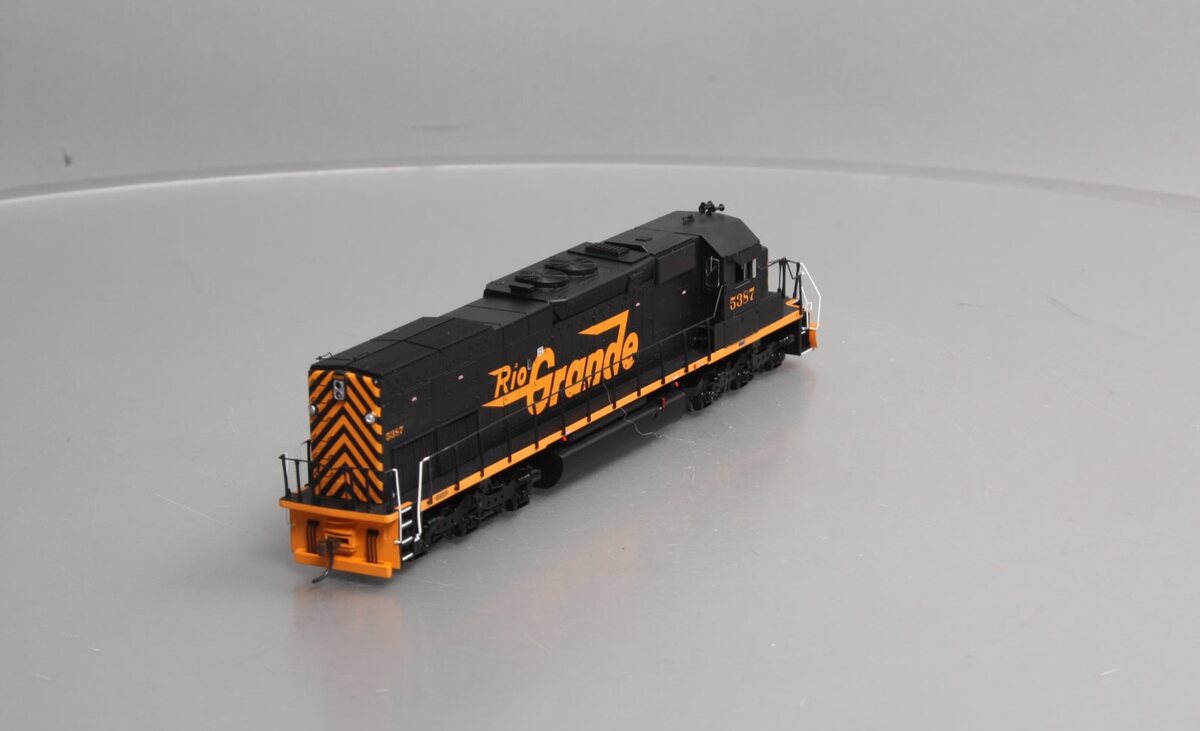 Athearn 86692 HO Denver & Rio Grande Western RTR SD40T-2 Diesel Locomotive #5387