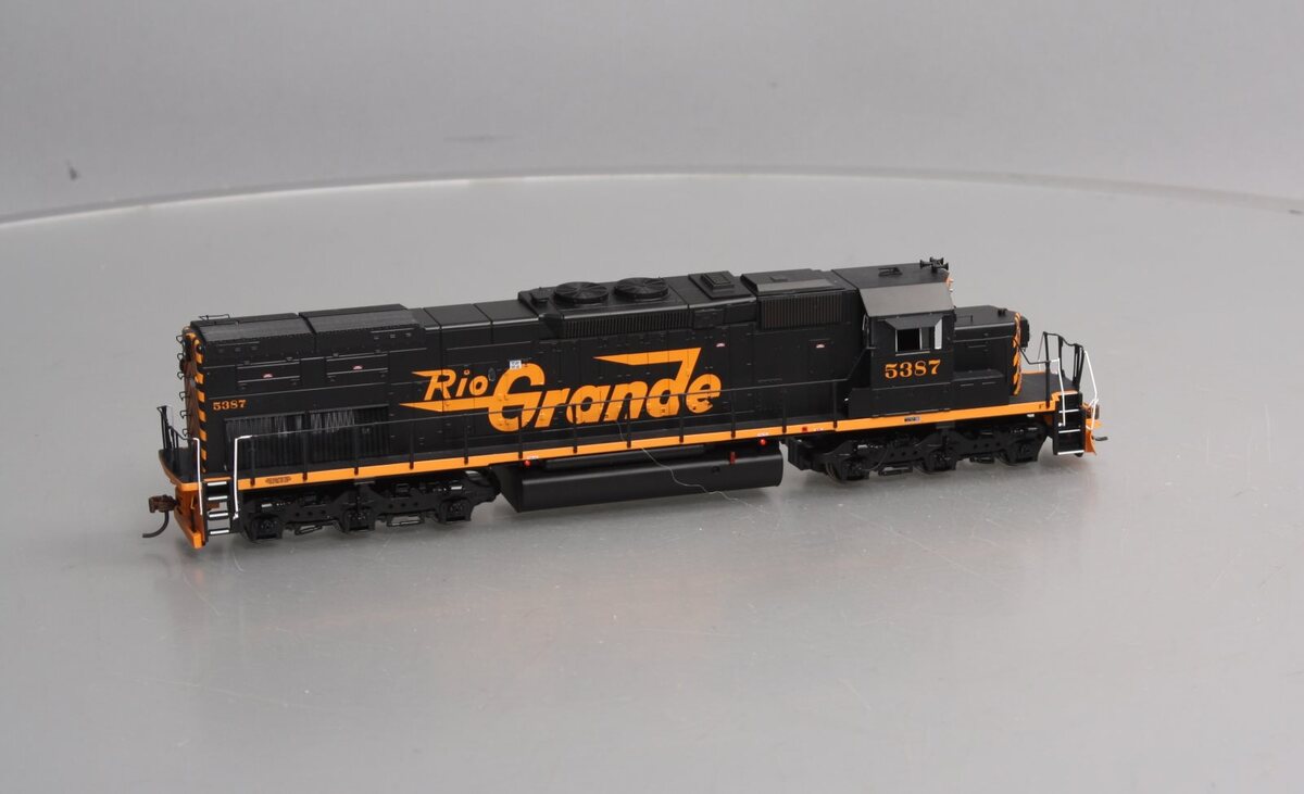 Athearn 86692 HO Denver & Rio Grande Western RTR SD40T-2 Diesel Locomotive #5387