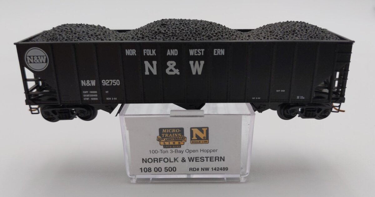 Micro-Trains 10800500 N Norfolk and Western 100-Ton Open Hopper #142489