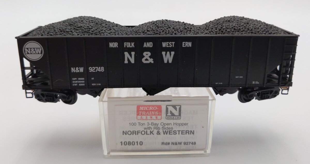 Micro-Trains 108010 N Scale N&W 100-Ton 3-Bay Rib Side Open Hopper w/Load #92748