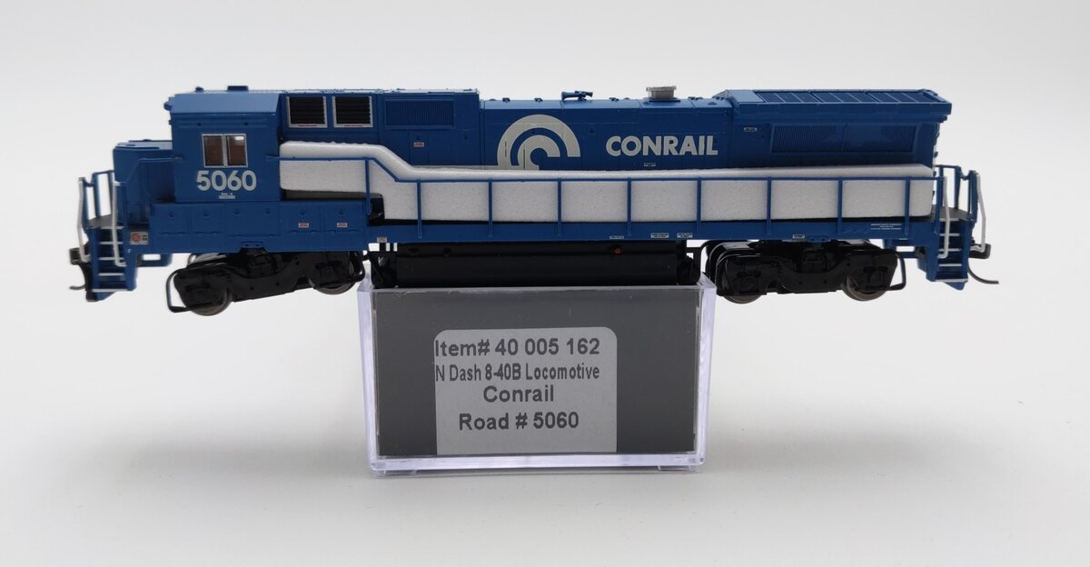 Atlas 40005162 N Conrail Dash 8-40B Diesel Locomotive #5060 with DCC/Sound