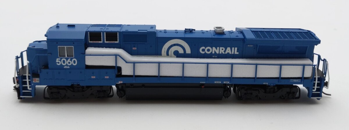 Atlas 40005162 N Conrail Dash 8-40B Diesel Locomotive #5060 with DCC/Sound