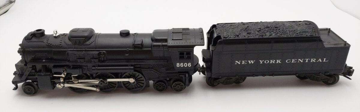 Lionel 6-18606 O Gauge New York Central 2-6-4 Steam Locomotive and Tender #8606 NIB