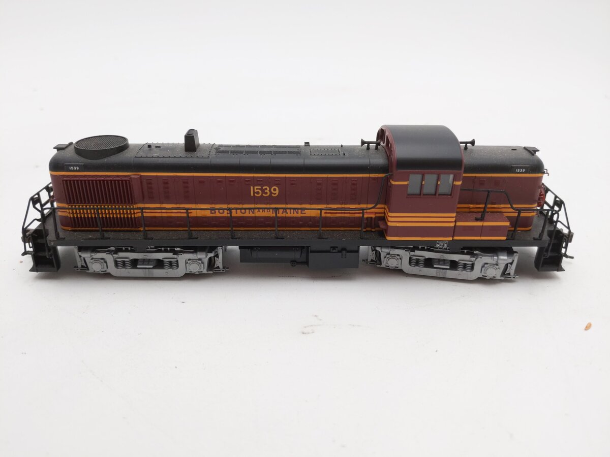 新到着 8467 Atlas HO Locomotive Diesel RS-3 Alco Maine & Boston 鉄道模型