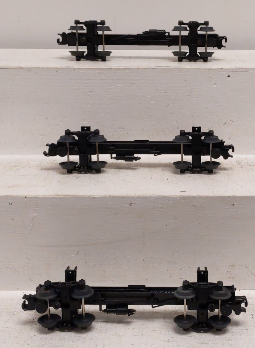 Lionel 6-19492 O Gauge Western Maryland Skeleton Log Car 3-pack NIB